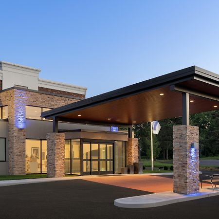 Holiday Inn Express - Plattsburgh By Ihg Exterior foto