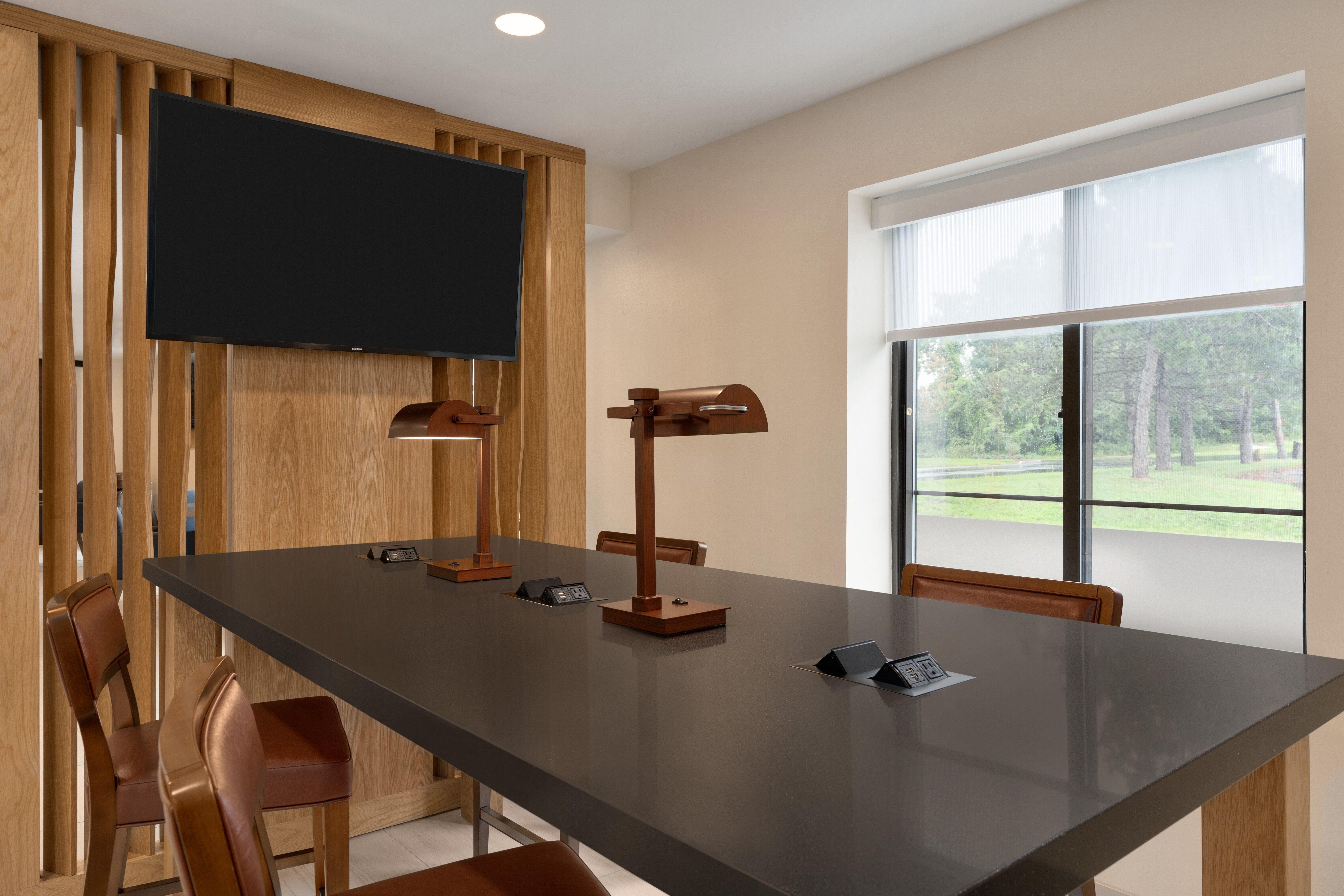 Holiday Inn Express - Plattsburgh By Ihg Exterior foto