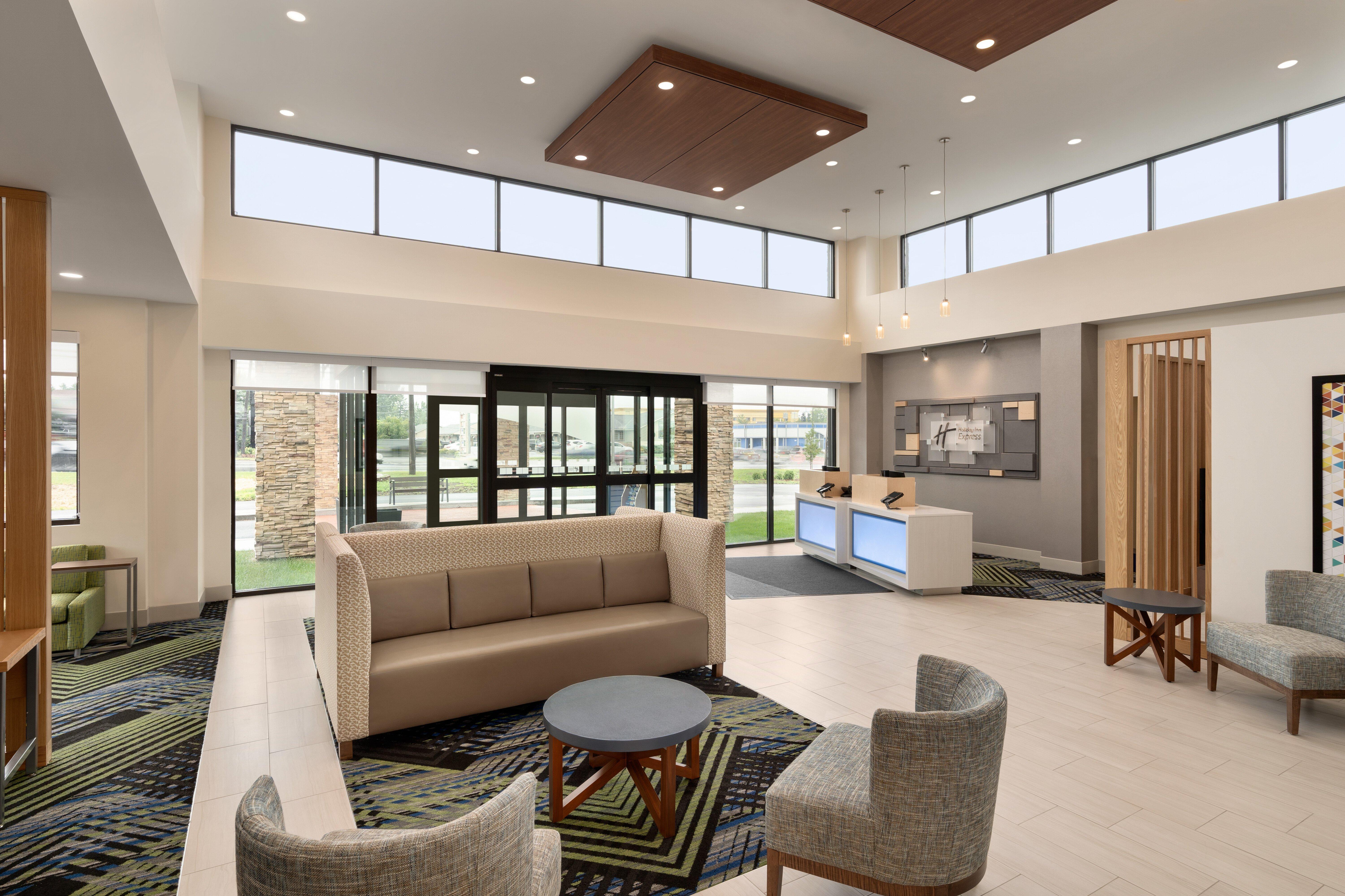 Holiday Inn Express - Plattsburgh By Ihg Exterior foto