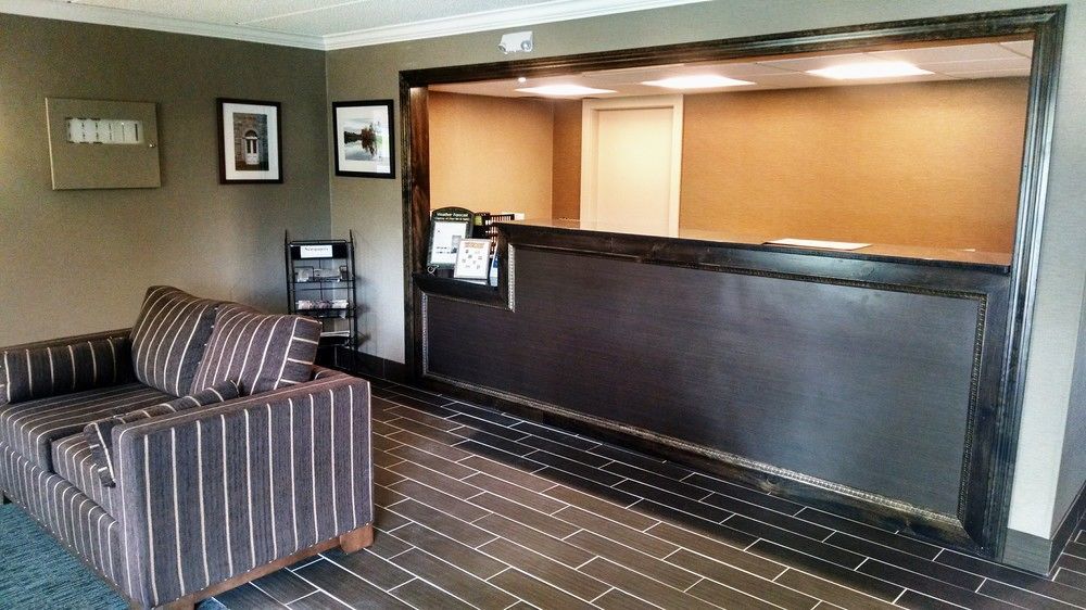 Holiday Inn Express - Plattsburgh By Ihg Exterior foto